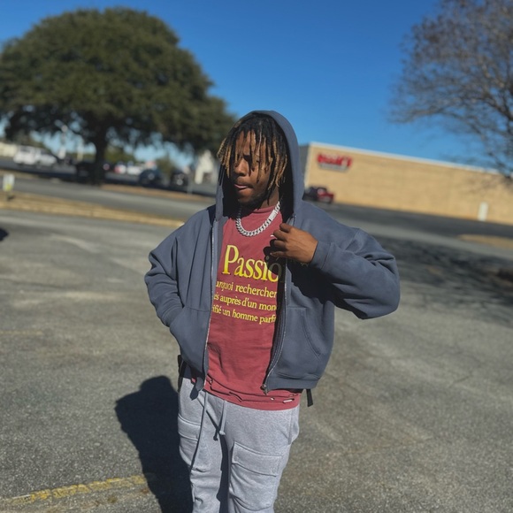 Custom BackPack Jacket - Picture 6 of 9